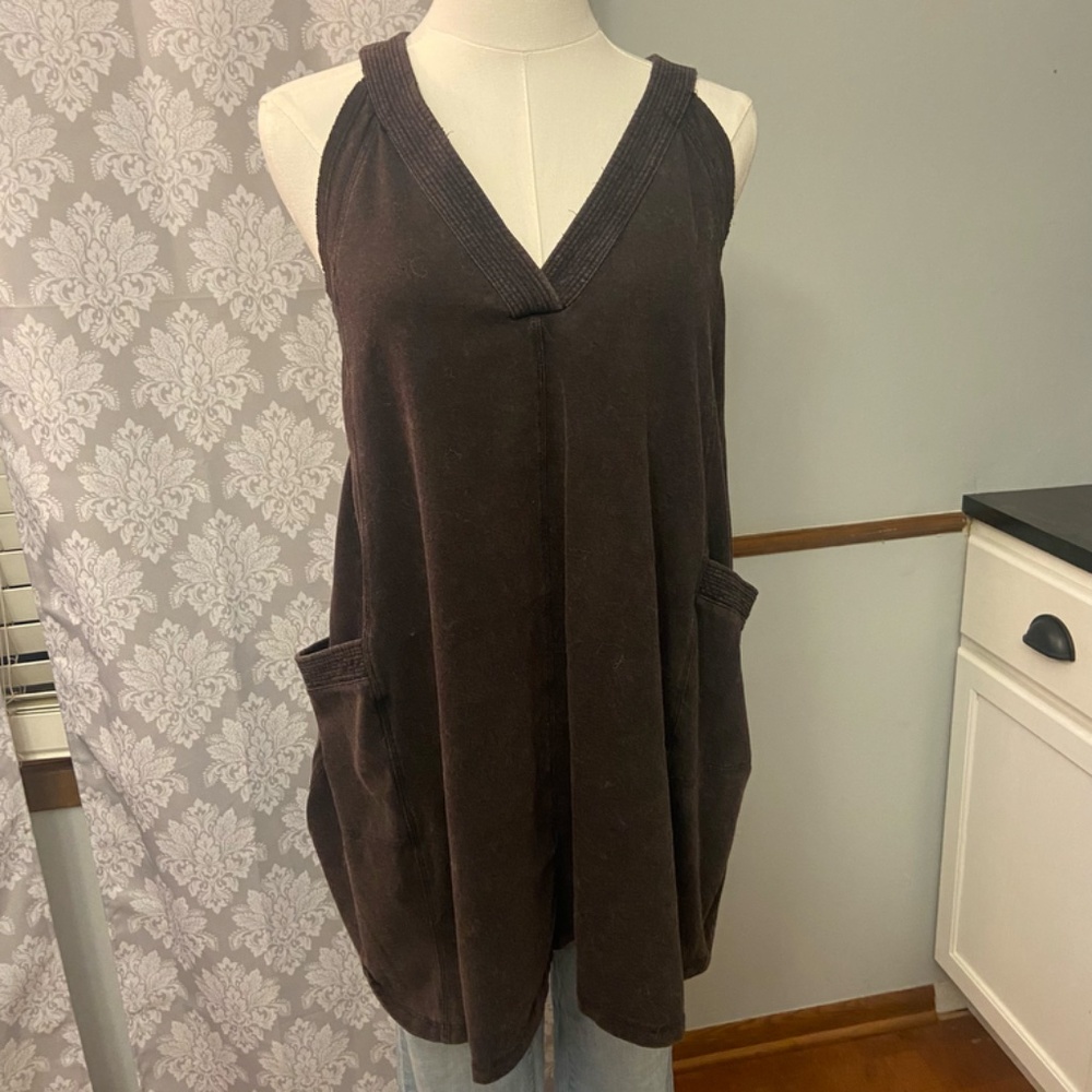 Melvin Vneck Dress Women's Size Small Distressed color look brownish/black